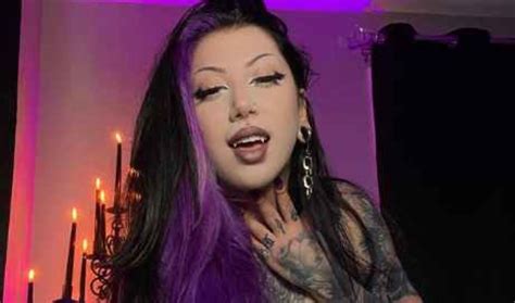 Raven grimm onlyfans leaks. The shot was initially only intended for OnlyFans subscribers and was widely shared on numerous websites. ... They again highlighted that they intended to file a lawsuit against the leak’s perpetrators. ... Raven Grimm has done a masterful job concealing her private life, leaving almost no traces of her parents, siblings, or sexual ... 
