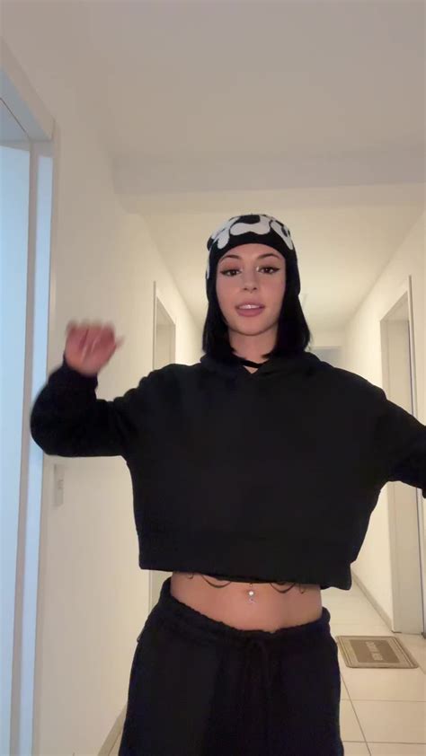 Ravena Mancini Onlyfans Leak