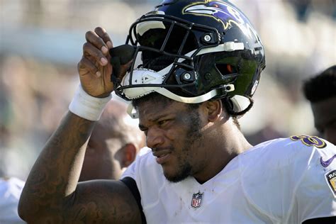 Ravens have 5-year agreement with Lamar Jackson