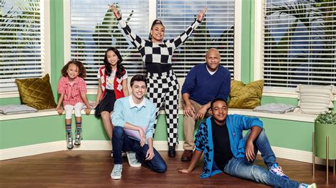Ravens home season 6. Season 1 of Raven's Home was announced on October 27, 2016. The 13 episode season premiered on July 21, 2017, and ended on October 20, 2017. “Raven’s Home” picks up with longtime best friends Raven and Chelsea, who are now each divorced with kids of their own, raising their children – Raven’s 11-year-old twins Booker and Nia, and Chelsea’s 9-year … 