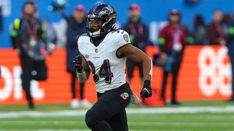 Ravens rookie RB Keaton Mitchell ‘week to week’ after suffering hamstring injury vs. Lions