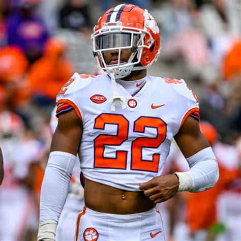Ravens select Clemson LB Trenton Simpson with 86th overall pick in third round of NFL draft: ‘Well worth the wait’