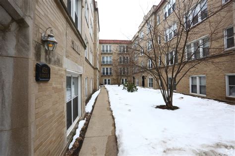 Ravenswood chicago apartments. RAVENSWOOD GARDEN APARTMENTS. 4537-4547 N Dover St, Chicago, IL 60640. $995 - 1,250. Studio - 1 Bed. (224) 521-0052. 