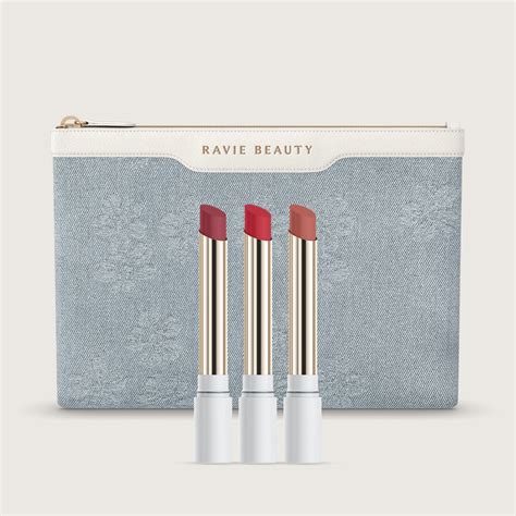 Ravie beauty. Effortless Lips; Floral Denim Bag; Effortless Lips Trio; The Complete Collection 