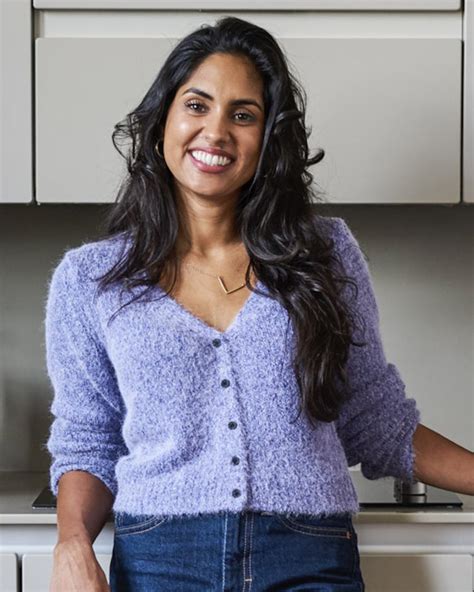 Ravneet Gill & Mattie Taiano's Festive Sharing Menu: A Delicious Friendmas Celebration (2025)