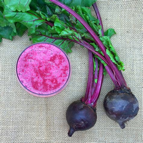 Raw Beet, Apple, and Ginger Detox Smoothie — Just Beet It