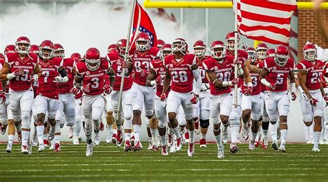 Arkansas' record in bowl games dating back to 1934 is 15-24-3. Chr