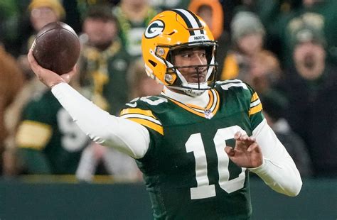 Ready for Love: Rodgers’ exit would mean new era for Packers
