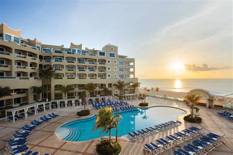 Real Resorts in Cancun & Playa del Carmen All-Inclusive …