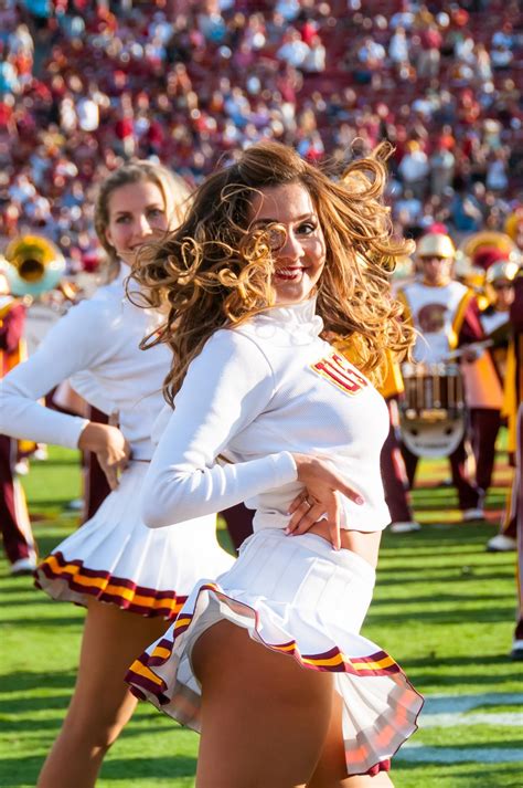 Real college chearleader pics.  Explore Authentic College Football Cheerleader...