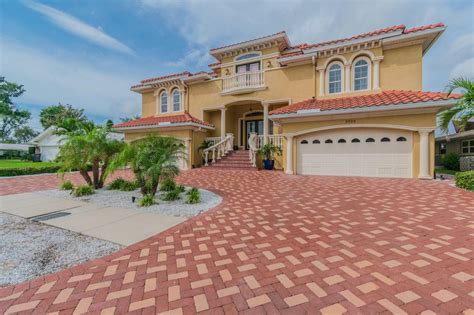 Real estate tampa fl. Find homes near University of Tampa in Tampa, FL. Homes in this area have a median listing home price of $440,000. ... Brokered by Realnet Florida Real Estate. Virtual tour available. Pending ... 