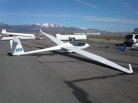 Real-World Performance Pilot Reports on the ASW 27B