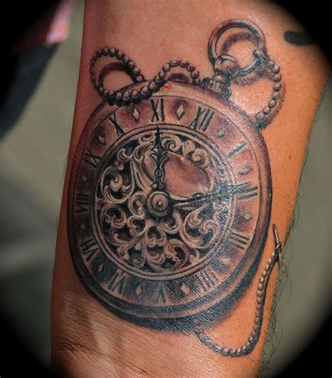 Realistic clock done by Tomas Archuleta in San Diego