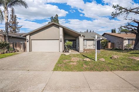 View detailed information about property 15200 N Jory Rd, Lodi, CA 95240 including listing details, property photos, school and neighborhood data, and much more.