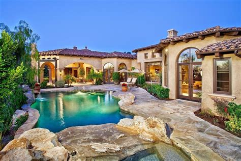 Realtors in phoenix arizona. The average salary for a realtor is $113,136 per year in Phoenix, AZ. 360 salaries reported, updated at April 3, 2024. Is this useful? Maybe. Job openings in Phoenix, AZ. Realtor Agent. The Kumler Group 5. Phoenix, AZ. $75,000 - $200,000 a year. Full-time. View job details. 12 hours ago. Real Estate Flip Hom. Phoenix, AZ. 