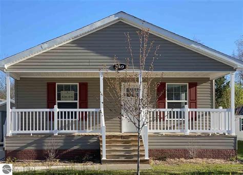 Realty traverse city. 2484 Countrywood Court, Traverse City, MI 49686 $75,000 Residential - Single Family. 2 BEDS 2 BATHS 1,280 sqft. 1 of 30. 90 US-31 S N, Traverse City, MI 49685 $1,250,000 Commercial. 1 of 36. 855 Carson Street, Unit Unit 8, Traverse City, MI 49686 $459,000 Residential - Single Family. 3 BEDS 3 BATHS 2,460 sqft. 