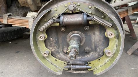 This video is regarding GM Full Size Truck Rear 13" Drum Brake Shoes Pins and Springs Replacement (8 lug 3/4 ton wheel type). The vehicle shown is a 1999 C.... 