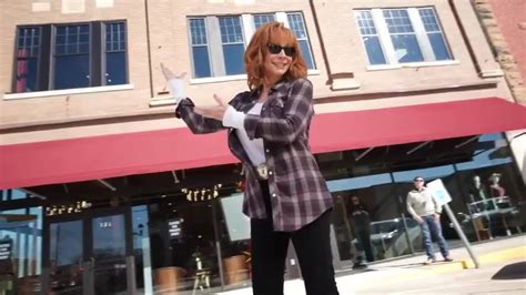 Reba McEntire talks touring through MSG, restaurant and book projects