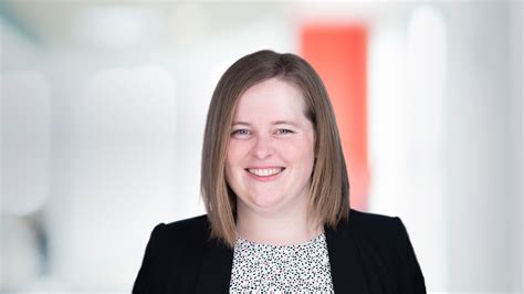 Rebecca Stephens-Wells - Management Consultant Bain