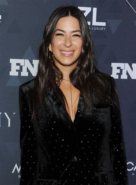 Rebecca minkoff rebecca minkoff. Twenty years after a T-shirt garnered her first name recognition, designer Rebecca Minkoff looked back on her decades-long career in fashion with E! News. Read her candid words of wisdom below. 