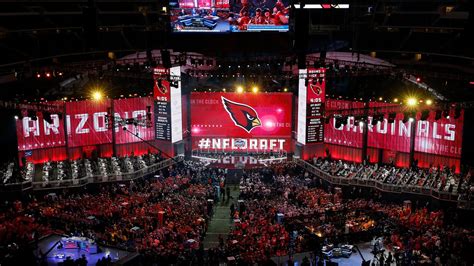 Rebuilding Cardinals weigh options with No. 3 pick in draft