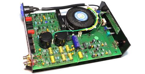 Recapping amplifier. Recognizing the signs that your amplifier needs recapping...