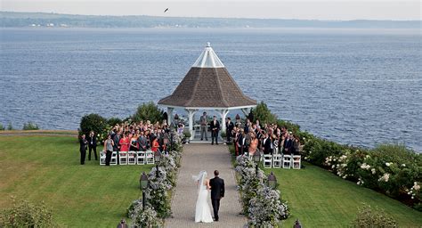 Reception venues in maine. Maine Wedding Venues. Your ultimate source for Maine wedding venues is here. Browse our list of top wedding venues in Maine, from outdoor gardens to historic buildings, and … 