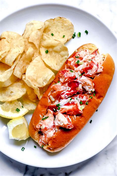 Recipe: Chefs share how-to for tasty homemade lobster rolls