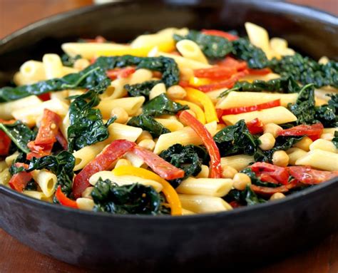 Recipe: Frances Mayes’ Penne with Pepperoni, Kale, Chickpeas and Sweet Peppers