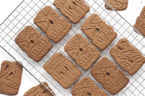 Recipe for traditional Dutch speculaasjes