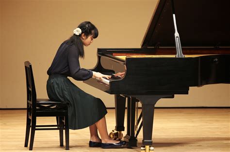 2019. febr. 8. ... Music student Jessica Tigchelaar performed last term as part of the RBC Foundation Music@Noon Recital Series. (From The Brock News, Friday, .... 
