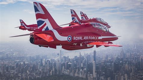 Red Arrows: Kings of the Sky - Where to Watch and Stream - TV …