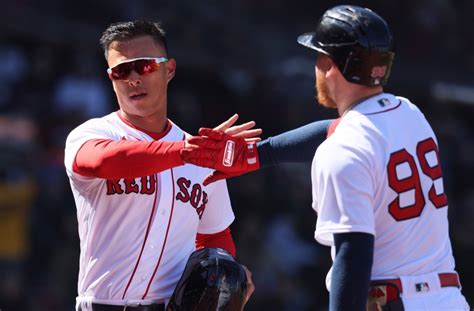 Red Sox notebook: OF Rob Refsnyder inks one-year contract extension