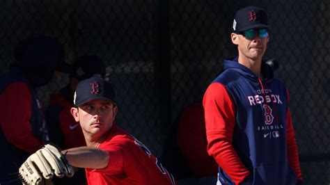 Red Sox notebook: Sox-Yankees games fewer and farther between with new balanced schedule