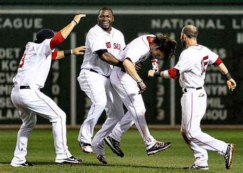 Red Sox rally to beat Yankees 3-2 in extra innings, win series