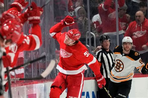 Red Wings beat Bruins 5-3, a day after losing to NHL’s best