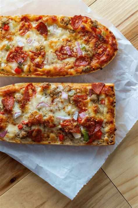 Red baron french bread pizza in air fryer. Enjoy a tasty treat with air fryer Red Baron French bread pizza. Try this quick and delicious recipe today. 