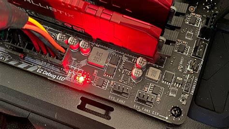 Red cpu light after putting computer to sleep. - Linus Tech Tips