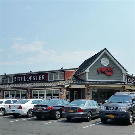 Red lobster in ronkonkoma. 5010 Express Drive South. Ronkonkoma, NY 11779. We’re cooking up the best seafood in your state with passion and expertise at your local Red Lobster. See hours and get … 