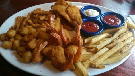 Red lobster muskogee ok. Order with Seamless to support your local restaurants! View menu and reviews for Red Lobster in Muskogee, plus popular items & reviews. Delivery or takeout! 