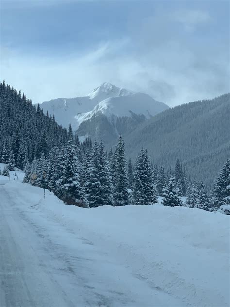 Get real-time Red Mountain Pass road conditions and status on US-550 between Ouray and Silverton.