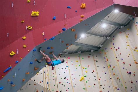 Red rock climbing center. Red Rock Climbing Center, Las Vegas, Nevada. 2,819 likes. Red Rock Climbing Center is Nevada's premier indoor rock climbing center. We are located just minute 