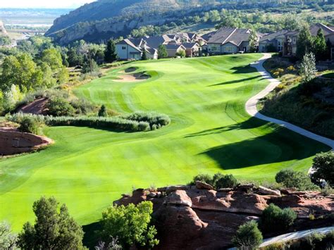 Red rock golf course. Still, the irrigation pond and the 10th green beside it are about as artificial as Red Rock gets.For the most part, Red Rock is a satisfying round of golf through the Black Hills of South Dakota ... 
