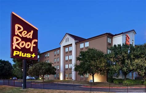  Now £204 on Tripadvisor: Red Roof PLUS+ Austin South, Texas. See 806 traveller reviews, 337 candid photos, and great deals for Red Roof PLUS+ Austin South, ranked #32 of 232 hotels in Texas and rated 4 of 5 at Tripadvisor. Prices are calculated as of 31/03/2024 based on a check-in date of 07/04/2024. . 