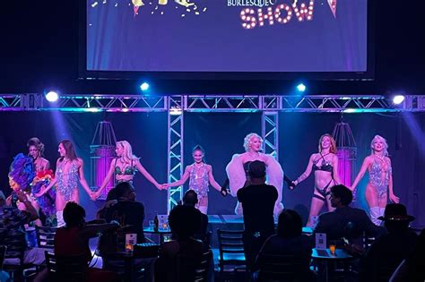 Red velvet burlesque show. Things To Know About Red velvet burlesque show. 