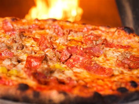 Red wagon pizza minnesota. Red's Savoy Pizza Burnsville. 262 E Travelers Trail Burnsville, MN 55337 952-895-9100 Hours: M-TH: 11am-8pm F-SA: 11am-9pm SU: 12pm-8pm. Catering Available; Delivery; 