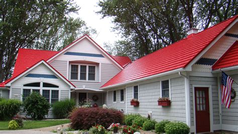 Red-roofed. Landscaping is also key to a well designed exterior, so choose plants and hardscaping that will play nicely with the decor to provide a welcoming look. Browse exterior home design photos. Discover decor ideas and architectural inspiration to enhance your home’s exterior and facade as you build or remodel. 