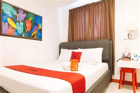 RedDoorz @ Guest Hotel Passi City Iloilo, Passi City Latest Price ...