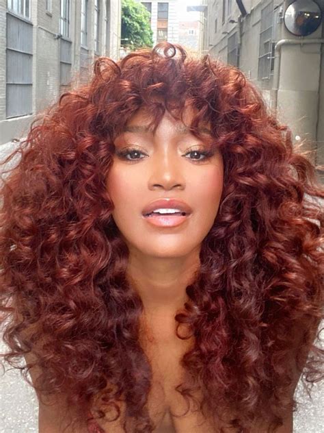 Reddish brown skin dye nyt. If you have eyes that appear to be in the range of golden brown, hazel with brown or gold flecks, green or turquoise, go for warm hair tones. The general hair colors that look good on warm skin tone include honey browns, golden blondes, rich golden browns, chestnut shades and auburn. You can also wear red highlights as well as warm gold highlights. 