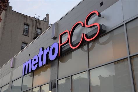 Shop in store and: Sign up for a Metro phone plan. Pay $25 for the 1st month, $20/mo. after that with AutoPay and the Affordable Connectivity Program (ACP). You’ll need to purchase a modem, but it can be returned within 60 days if you’re not happy. Find a store. Tell me more. .